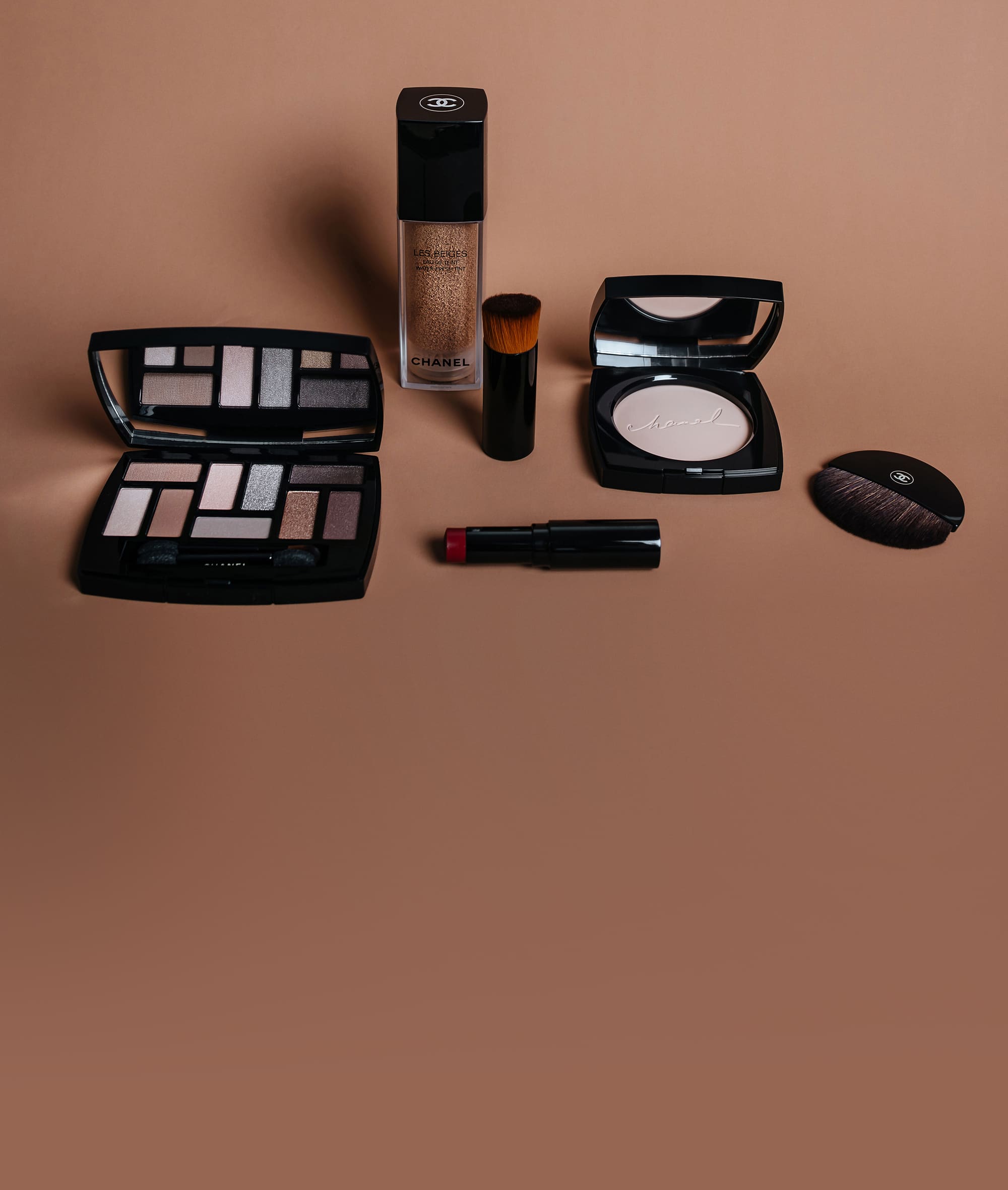 Chanel takes no-makeup makeup to the next level - Badlands Journal